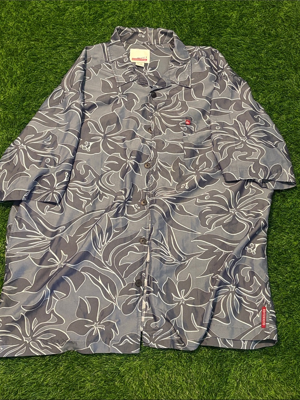 Quiksilver Gray Floral Button-Up Shirt XL